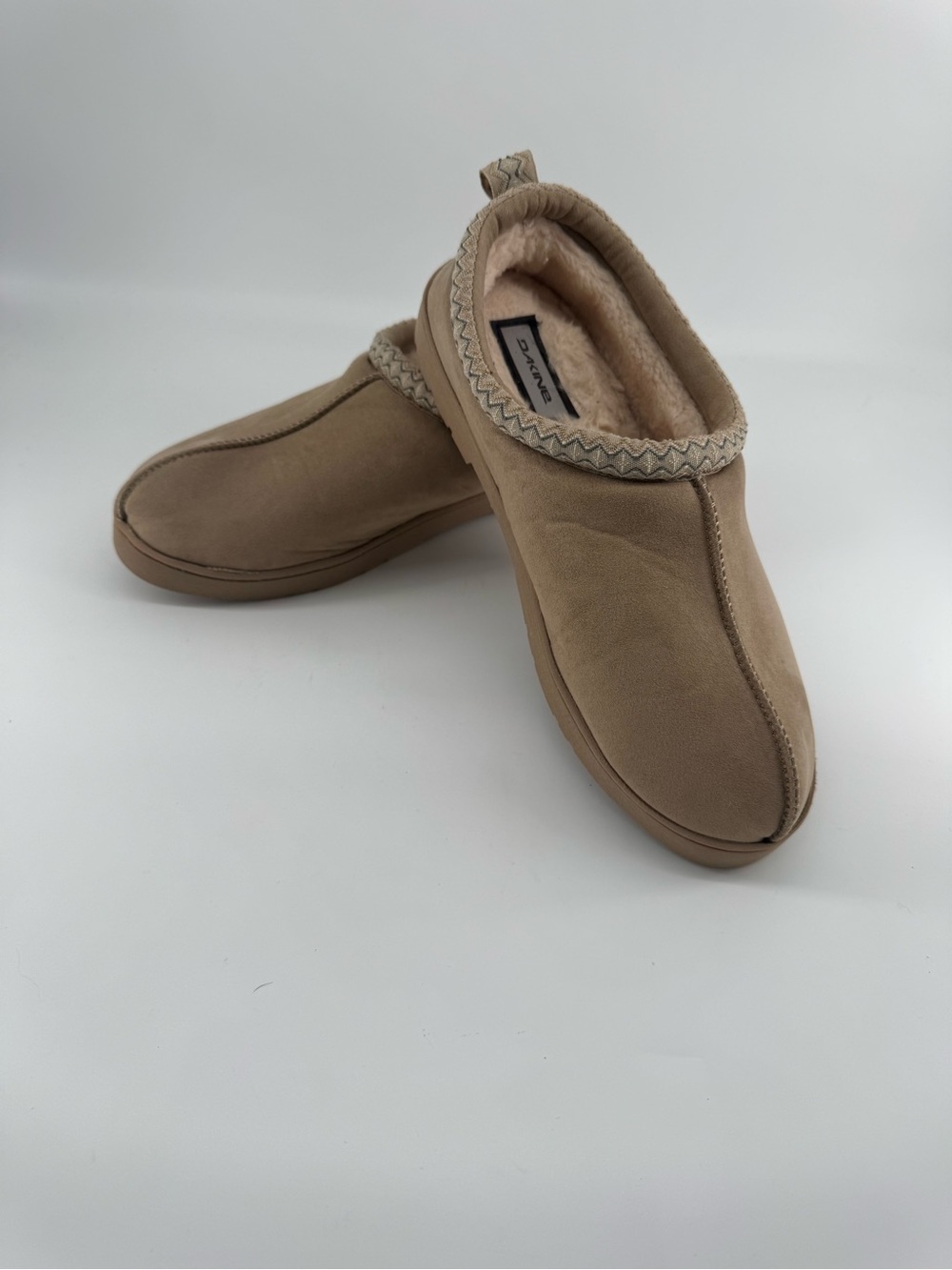 Dakine Tan Slip-On Fleece-Lined Loafers XL/US 13-14